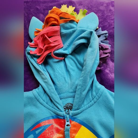 EUC- My Little Pony 🌈Rainbow Dash girls hoodie (sz 5/6) - Picture 8 of 9